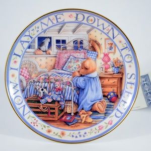 The Franklin Mint Heirloom Collection Plate